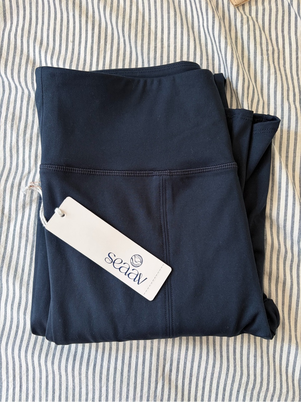 Seaav L High-Waist Navy Leggings NWT